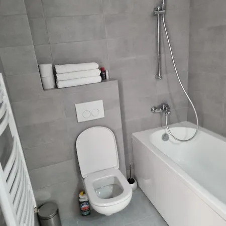 3 Camere, In Casa Del Mar Mamaia Nord アパート *