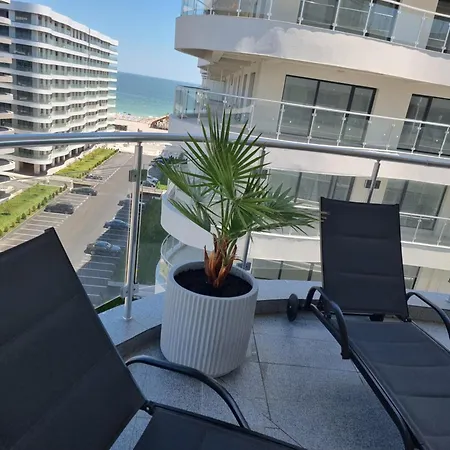 3 Camere, In Casa Del Mar Mamaia Nord アパート ナボダリ